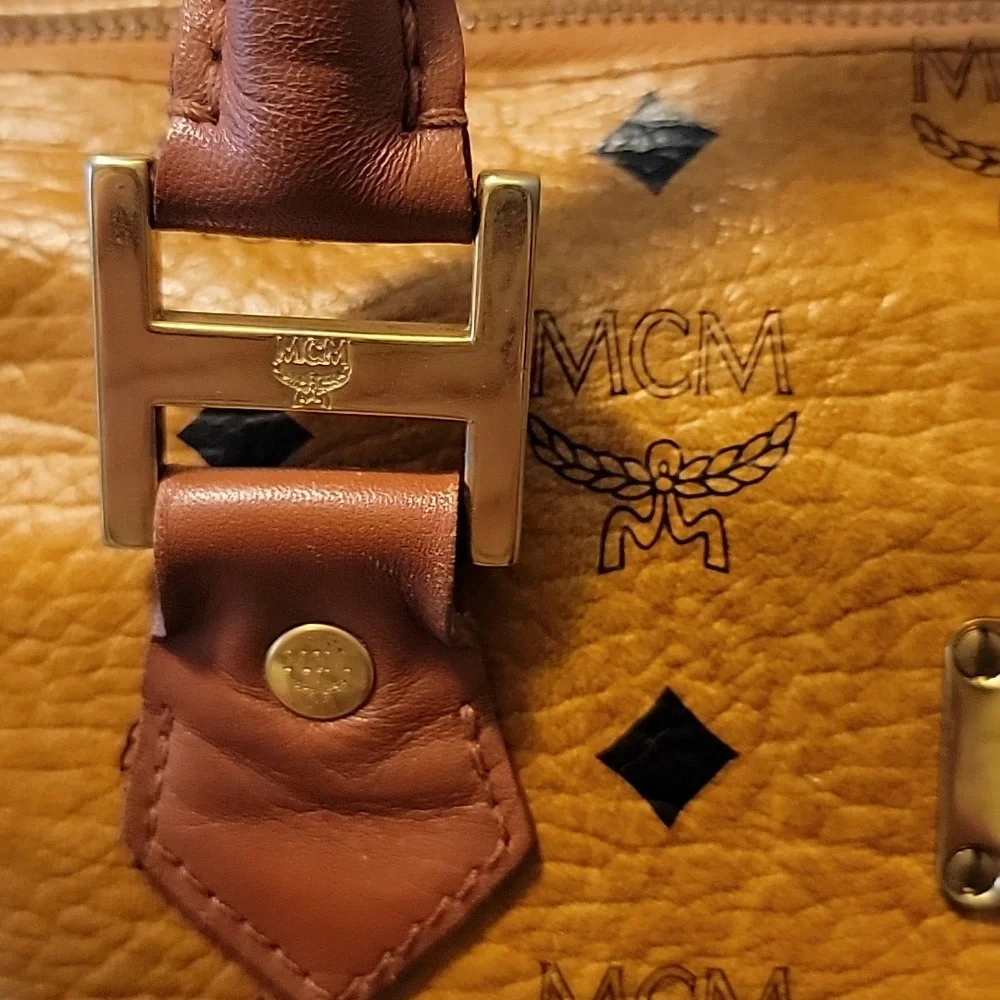 MCM Cognac And Black Visetos BOSTON BAG K4681 - Picture 4 of 13